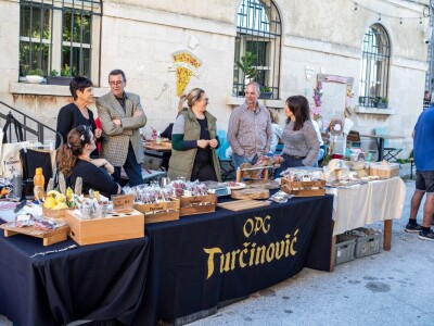 Pljočkanje - tradicijska igra