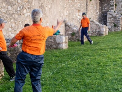 Pljočkanje - tradicijska igra