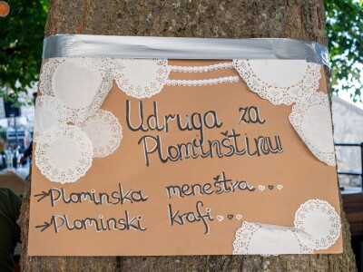 Pljočkanje - tradicijska igra