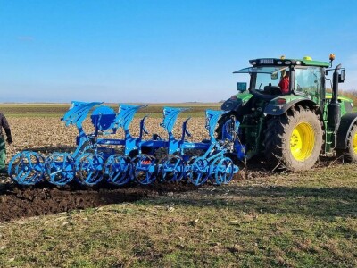 Plug LEMKEN Juwel 7 i valjak FlexPack