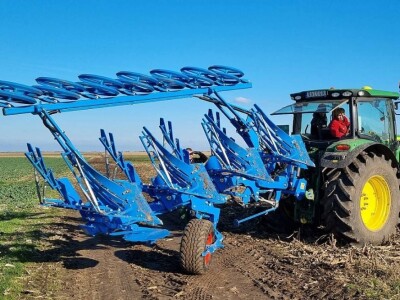 Plug LEMKEN Juwel 7 i valjak FlexPack