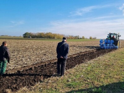 Plug LEMKEN Juwel 7 i valjak FlexPack