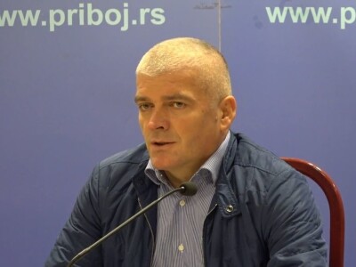 Počelo čišćenje Potpećkog jezera