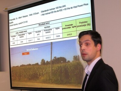 Moderator Mario Skelin