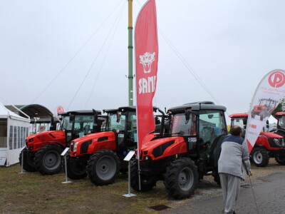 Poljo-nova na 31. Jesenskom međunarodnom bjelovarskom sajmu Poljo-nova na 31. Jesenskom međunarodnom bjelovarskom sajmu