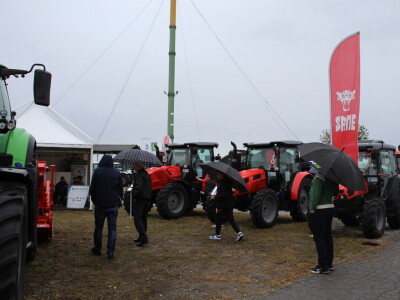 Poljo-nova na 31. Jesenskom međunarodnom bjelovarskom sajmu Poljo-nova na 31. Jesenskom međunarodnom bjelovarskom sajmu