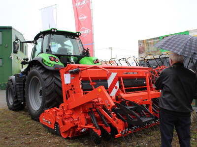 Poljo-nova na 31. Jesenskom međunarodnom bjelovarskom sajmu Poljo-nova na 31. Jesenskom međunarodnom bjelovarskom sajmu