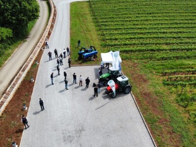 Poljonova prezentacija ViniBotovog robota Bakus