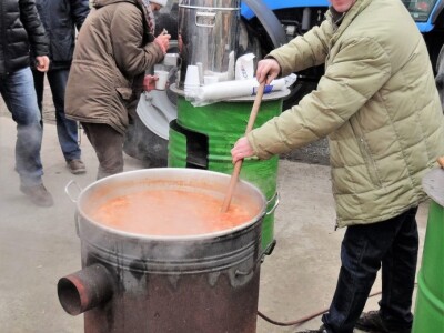 Poljoprivrednici razgledali mehanizaciju, razmjenjivali iskustva i planove!