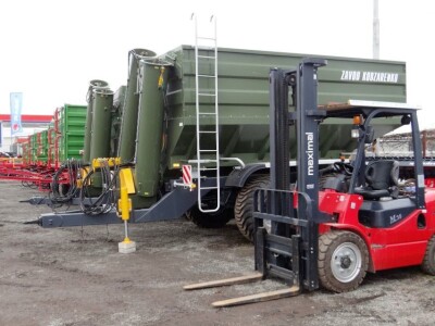Poljoprivrednici razgledali mehanizaciju, razmjenjivali iskustva i planove!
