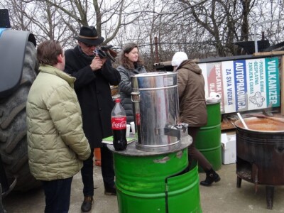 Poljoprivrednici razgledali mehanizaciju, razmjenjivali iskustva i planove!