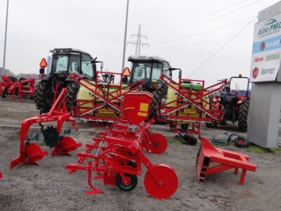 Poljoprivrednici razgledali mehanizaciju, razmjenjivali iskustva i planove!