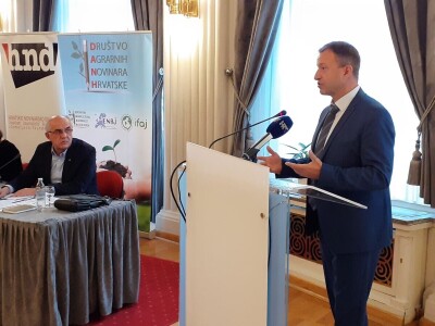 Poljoprivredno zemljište