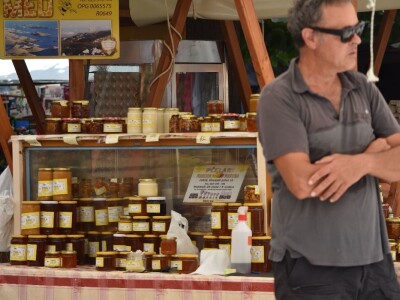 Ponuda na gradskoj tržnici u Zadru