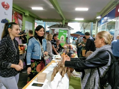 Popodnevna tržnica osječke Solidarne ekološke grupe
