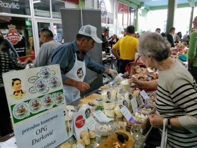 Popodnevna tržnica osječke Solidarne ekološke grupe