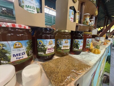 Porodično pčelarstvo Ombašić