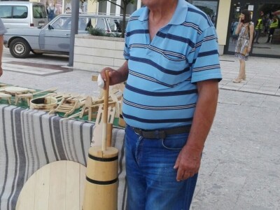 Poticanjem domaće proizvodnje potičemo ruralni razvoj Poticanjem domaće proizvodnje potičemo ruralni razvoj