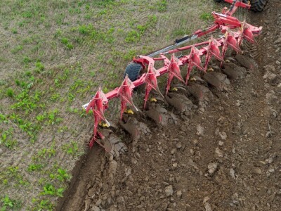 Potinger polunošeni  plug Potinger polunošeni  plug