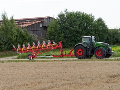 Potinger polunošeni  plug Potinger polunošeni  plug