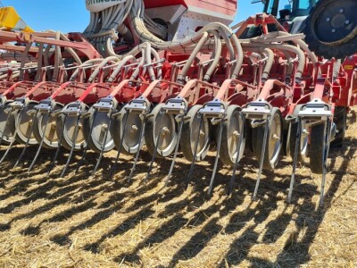 Pottinger - predstavljanje balirke i sijačice