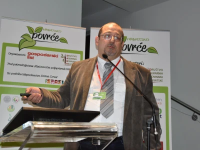 Prof.dr.sc. Bojan Stipešević