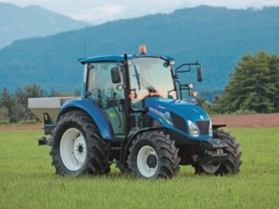Traktor New Holland T4 PowerStar