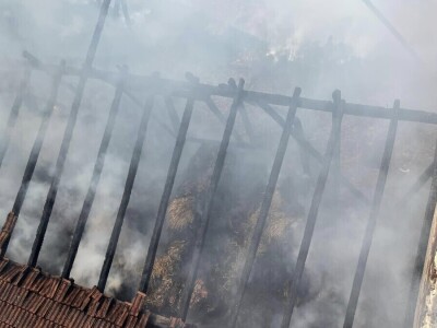 Požar na obiteljskoj farmi krava u Kamešnici