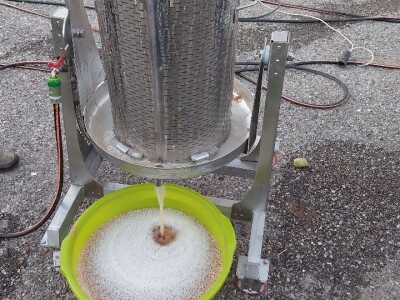 Pravljenje soka od krušaka