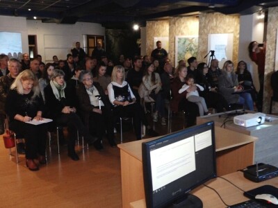 Predavanje o plavoperajnoj tuni