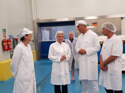 Predsjednica Kolinda oduševljena ribogojilištem: Hoće li doći i u berbu maslina kod generala Gotovine?!