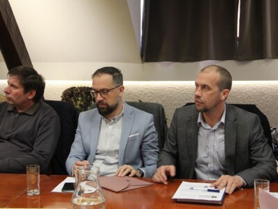 Predstavljen projekt klonske selekcije autohtone vinske sorte pušipel Predstavljen projekt klonske selekcije autohtone vinske sorte pušipel