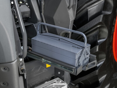 Predstavljena nova generacija Claas Axion 9 traktora