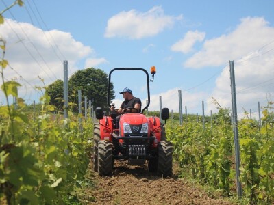 Predstavljeni strojevi za rad u vinogradu