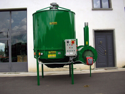 Pregled strojeva i postrojenja za uklanjanje nečistoća i sušenje lješnjaka i drugog jezgričavog voća