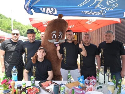 Preko 100 ekipa na Ozrenskom festivalu mesa Preko 100 ekipa na Ozrenskom festivalu mesa