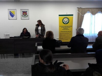 Presadnice i povrće u plasteniku: Zavod za poljoprivredu USK organizira edukacije