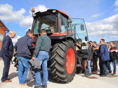 Prezentacija Kioti traktora - Entrada d.o.o.