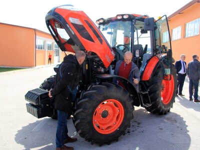 Prezentacija Kioti traktora - Entrada d.o.o.