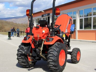 Prezentacija Kioti traktora - Entrada d.o.o.