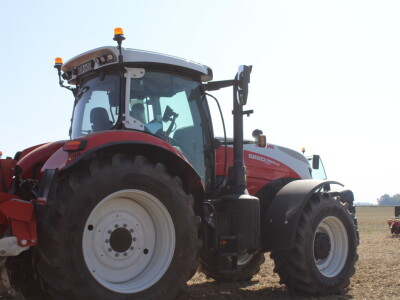 Prezentacija Steyr traktora, Kvarnelad priključnih i JCB strojeva tvrtke Grapak