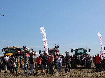 Prezentacija Steyr traktora, Kvarnelad priključnih i JCB strojeva tvrtke Grapak
