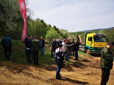 Prezentacija Tatra kamiona na šumskim terenima u Sarajevu Prezentacija Tatra kamiona na šumskim terenima u Sarajevu