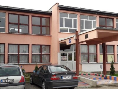 Prijedorske osnovne škole dobile plastenike Prijedorske osnovne škole dobile plastenike