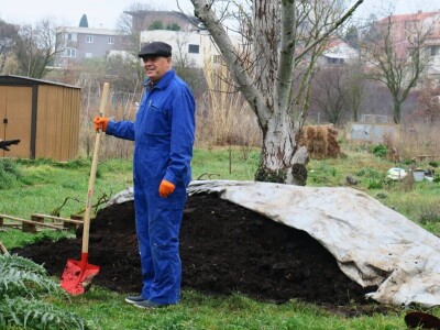 Priprema perma gredica za ranu sjetvu povrtnih kultura
