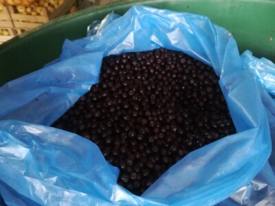 Prirodni sokovi iz pogona "Voćar Piramida" Prirodni sokovi iz pogona "Voćar Piramida"