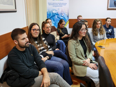 Priručnika za provjeru informacija i medijskih sadržaja vezanih uz hranu