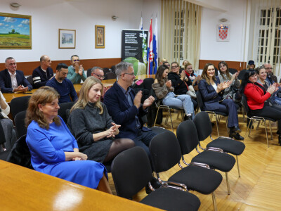 Priručnika za provjeru informacija i medijskih sadržaja vezanih uz hranu