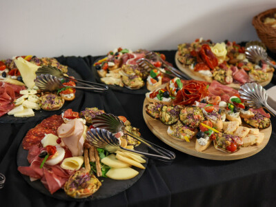 Priručnika za provjeru informacija i medijskih sadržaja vezanih uz hranu