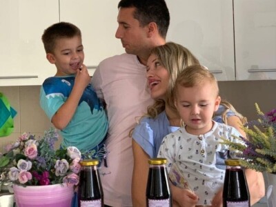 Svetlana i Duško Sedlar šest godina uzgajaju aroniju na Fruškoj gori